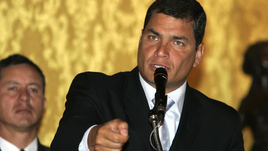Correa dice no cederá en juicio contra El Universo