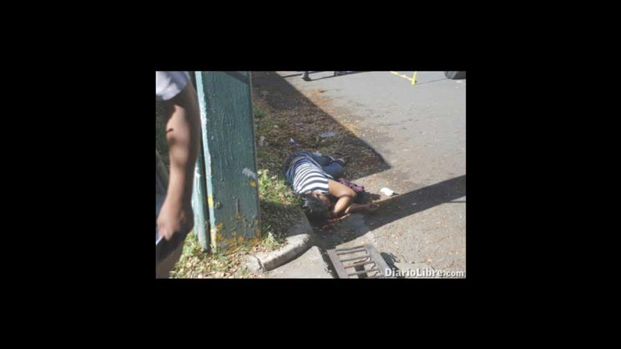 Un año de prisión preventiva contra hombre que mató esposa en plena calle