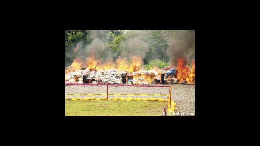 DNCD quema 6.8 toneladas de varios tipos de droga