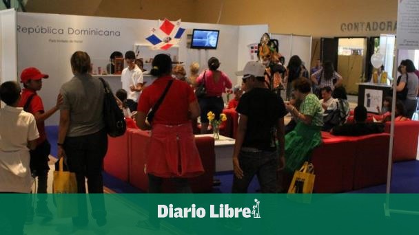 RD desarrolla programa en Feria del Libro de Panamá - Diario Libre