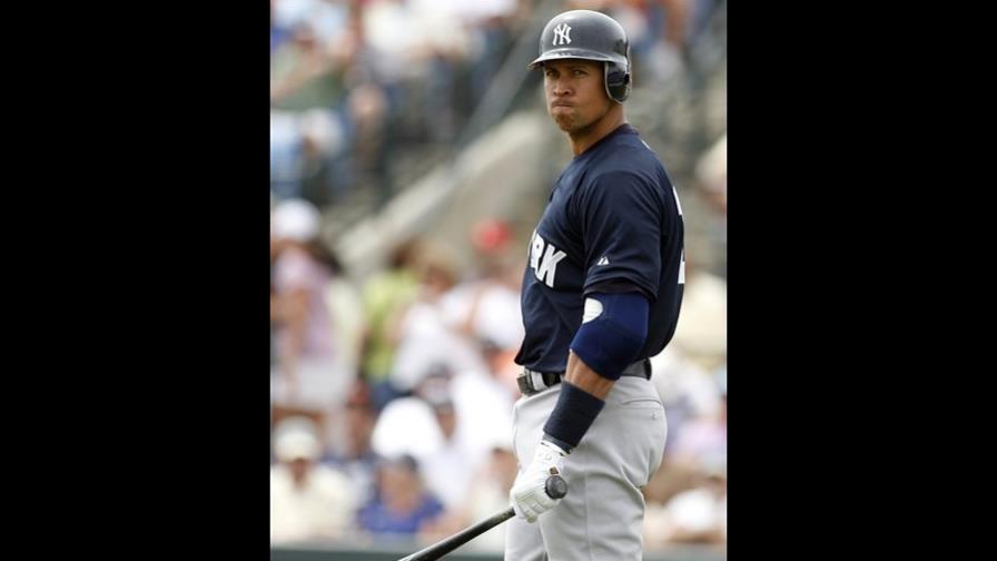 Alex Rodriguez excluido de alineación por dolor de rodilla Alex Rodriguez excluido de alineación por dolor de rodilla