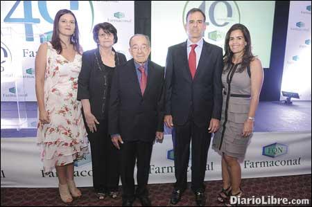 Farmaconal llega a sus 40 años de servicio a la salud