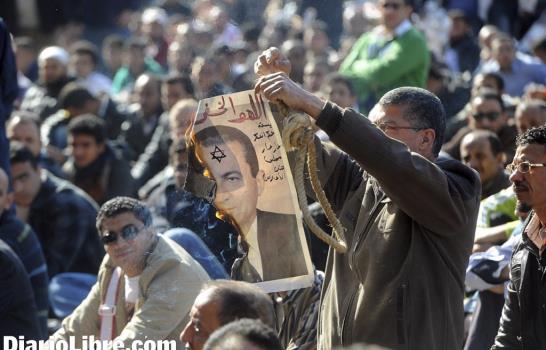 Revoluciones, crisis económica y protestas marcan año 2011