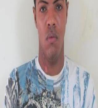 DNCD apresa hombre con droga y pertrechos DNCD apresa hombre con droga y pertrechos