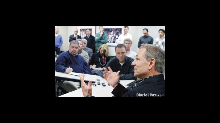 Bobby Valentine es el mánager Boston