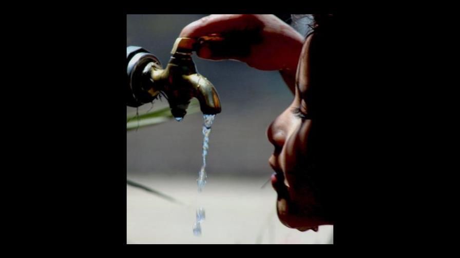 Comedero Abajo tiene seis meses sin recibir agua potable