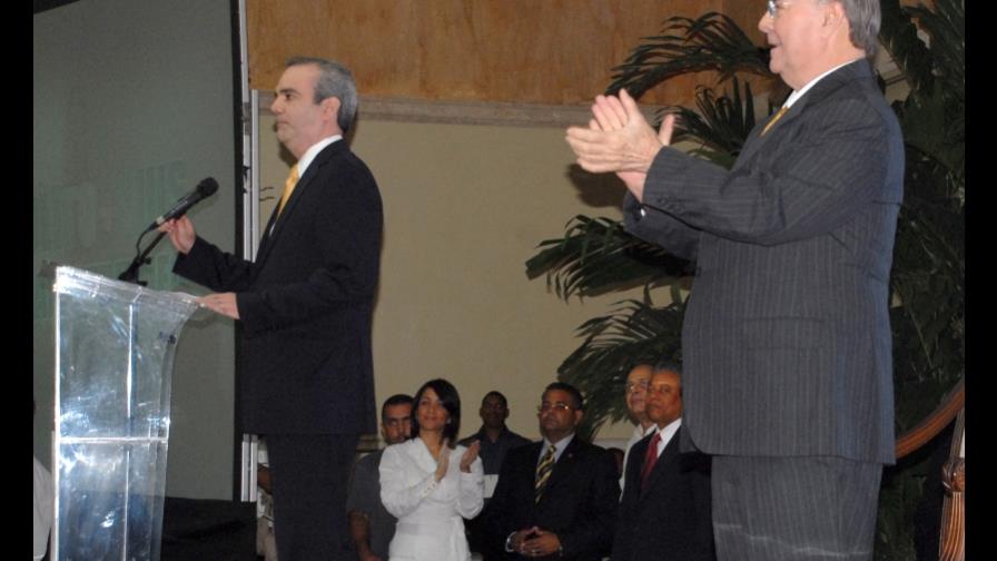 Hipólito dice que está jarto de la mala gestión del PLD Hipólito dice que está jarto de la mala gestión del PLD