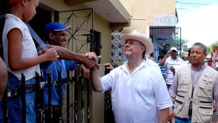 Biografía de Hipólito Mejía, candidato presidencial del PRD
