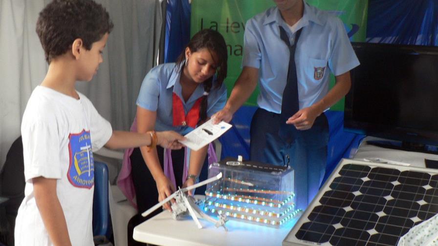 Una feria sobre zona polar como equilibrio ambiental Una feria sobre zona polar como equilibrio ambiental