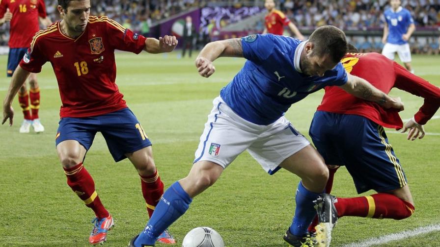 Jordi Alba marca el 2-0 para España en el minuto 40