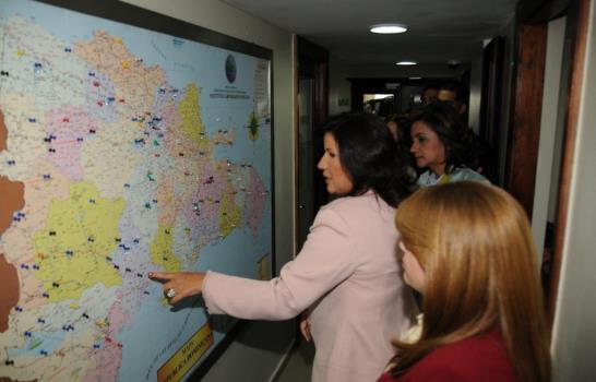 Margarita presenta programas del DPD a Candy Montilla de Medina