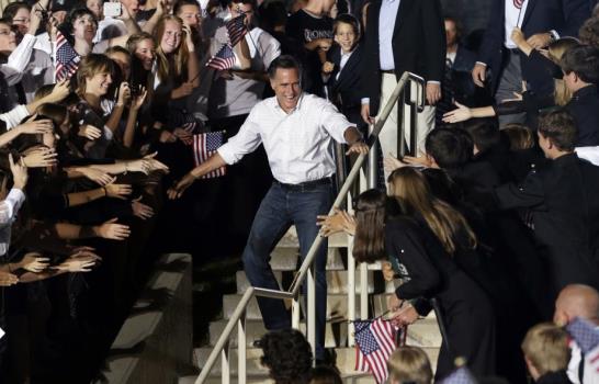 Obama llega con una ligera ventaja al primer debate