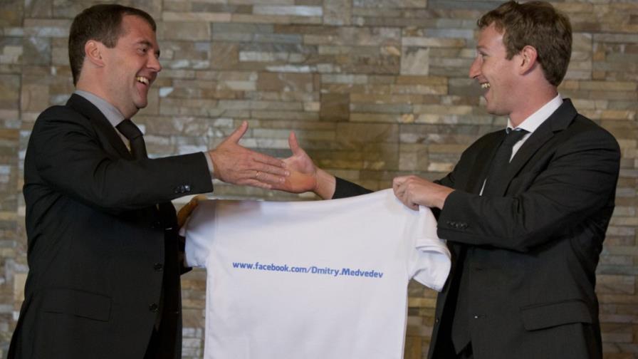 Fundador de Facebook considera expansión en Rusia