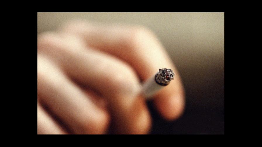 Australia, el primer país en introducir la cajetilla de tabaco sin publicidad
