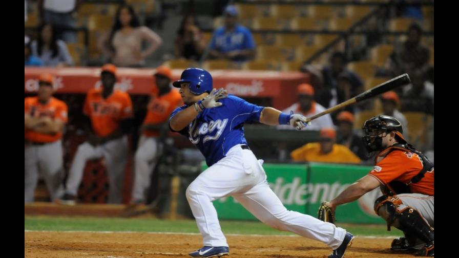 Licey vence a los Toros en extra innings