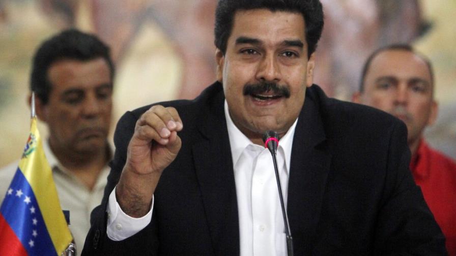 Chávez es disciplinado y su recuperación avanza, dice canciller venezolano