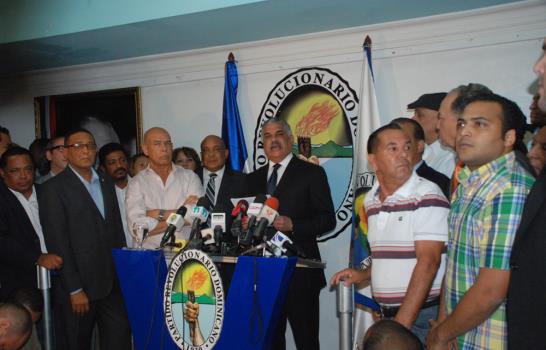 Miguel Vargas dice no es válida Comisión Política que lo suspendió