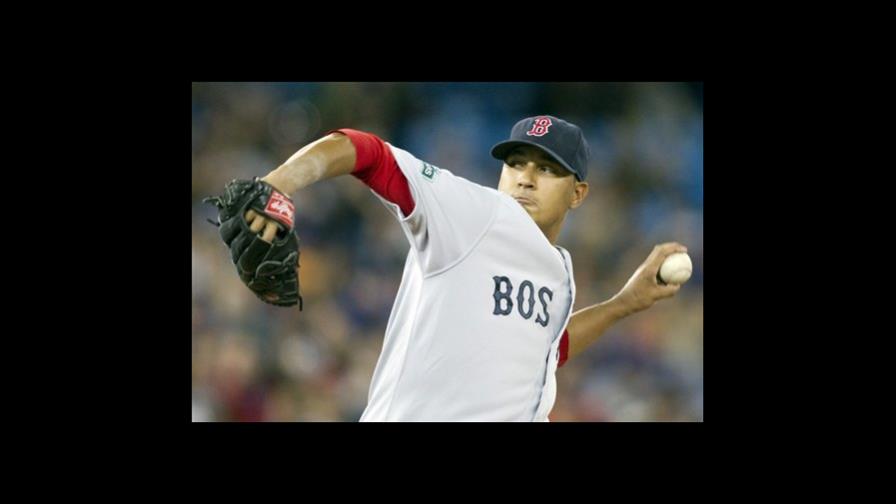 Boston vence 7-4 a los Azulejos de Toronto