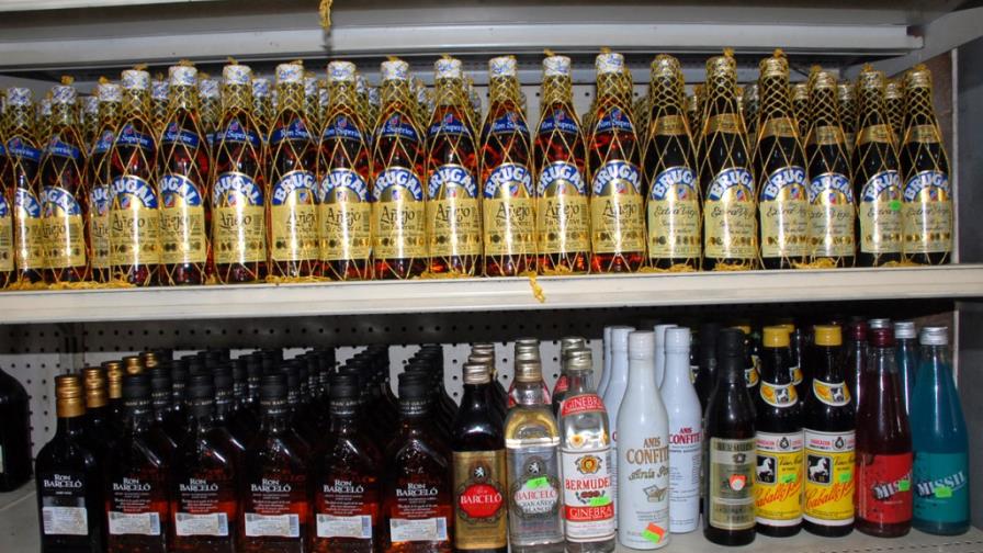 La RD suple el 32% del ron que se consume en España La RD suple el 32% del ron que se consume en España