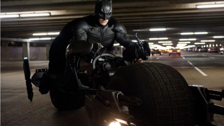 Un trágico caballero oscuro Un trágico caballero oscuro