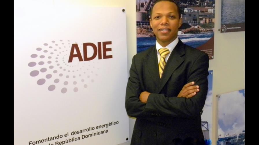 Una hora de energía es 60 veces más barata que un minuto en un celular