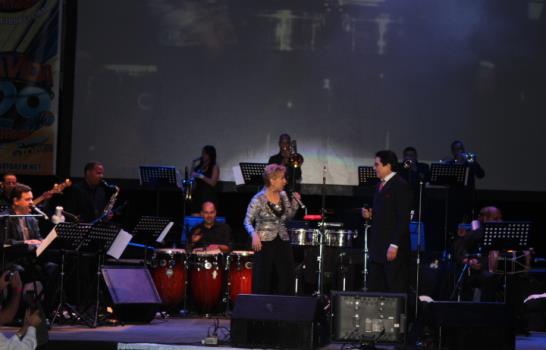 Richie Ray y Bobby Cruz ponen a gozar asistentes a Alaba con Tó