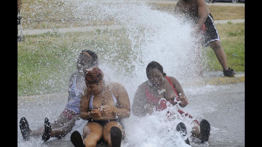 Temperaturas continuarán calurosas; se producirán pocas lluvias