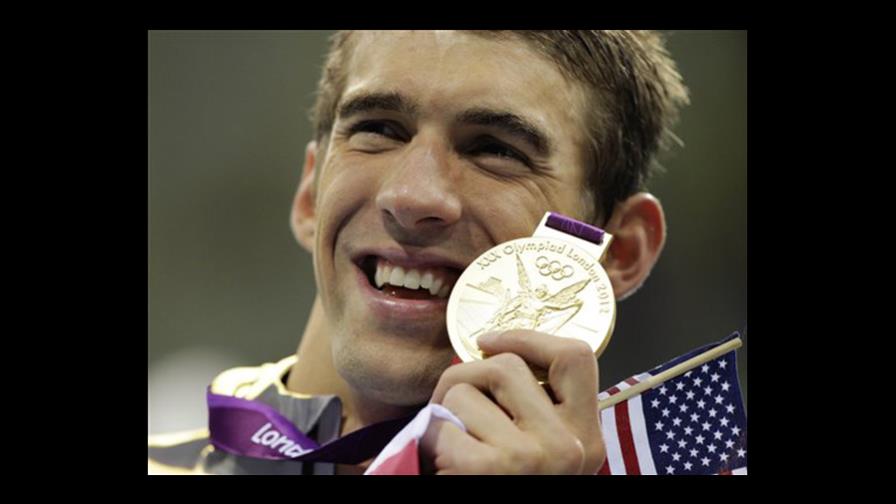 Phelps gana su 17ma medalla olímpica de oro y 21 en total