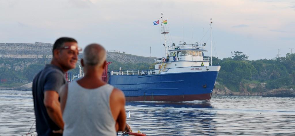 Cuba incrementa aranceles aduaneros a envíos de paquetes del extranjero