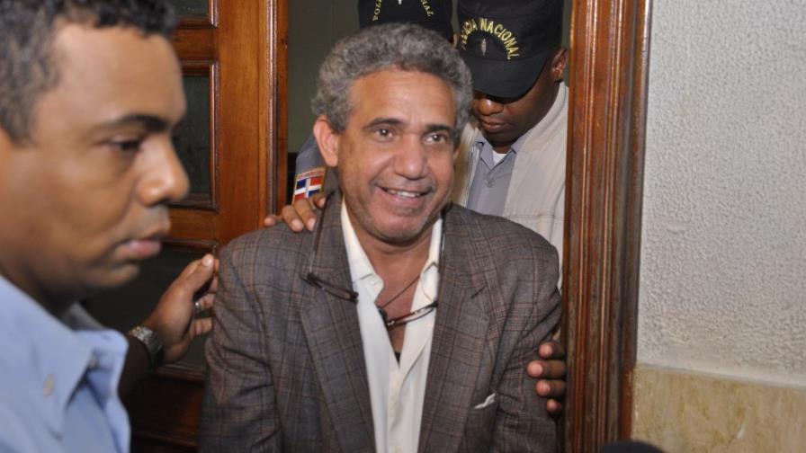 Aplazan para mañana conocimiento de hábeas corpus a favor de Rafael Rosado Aplazan para mañana conocimiento de hábeas corpus a favor de Rafael Rosado
