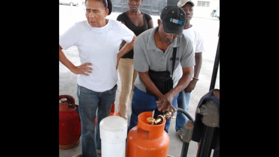 Combustibles bajan entre $1.0 y $5.20