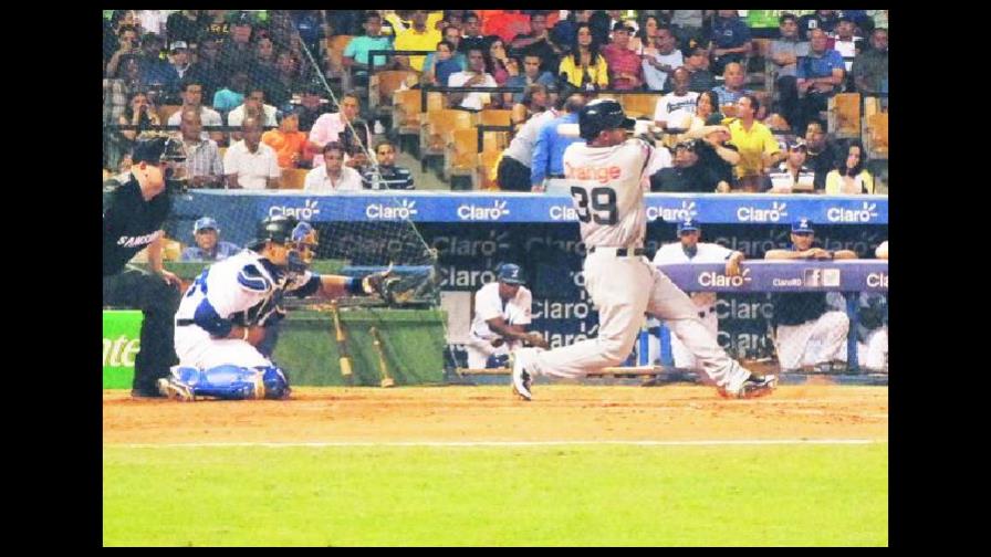 Las Águilas Cibaeñas masacran al Licey