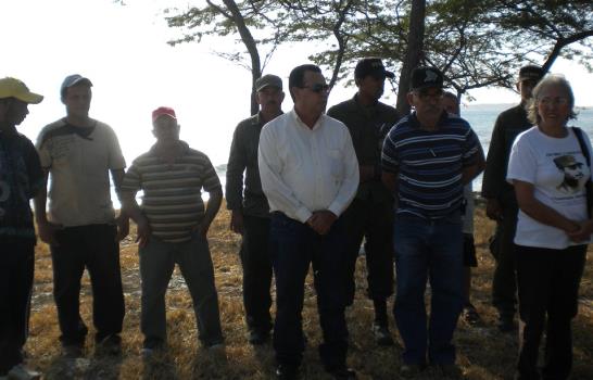 Conmmemoran 39 aniversario del desembarco de Caamaño