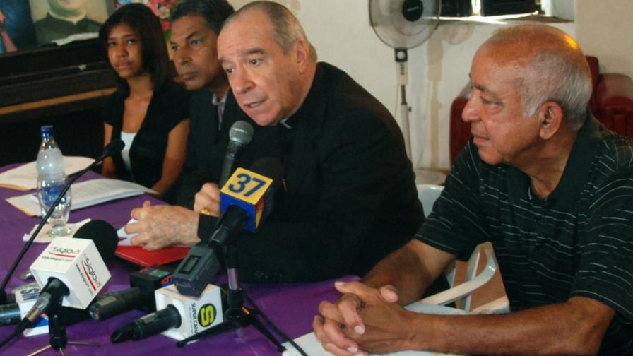 El Cardenal llama a vivir el Viernes Santo libre de ruido