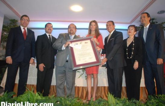 Miguel Reyes, Premio Nacional Feria del Libro León Jimenes 2012