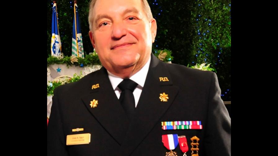 Auxiliares Navales salvan la vida de cuatro personas