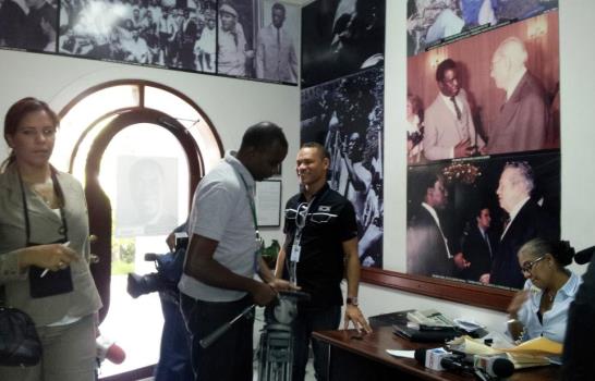 Grupo de Hipólito Mejía está reunido analizando situación interna