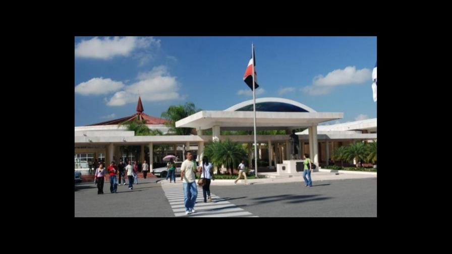 Protestas en la UASD obligan suspender la docencia hasta el jueves