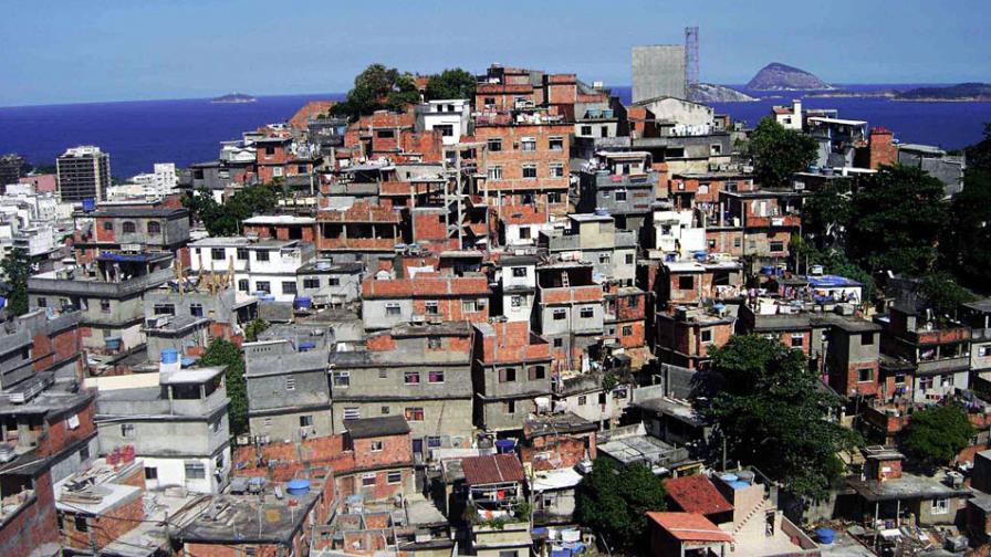 Favela más antigua de Brasil se resiste a derribo