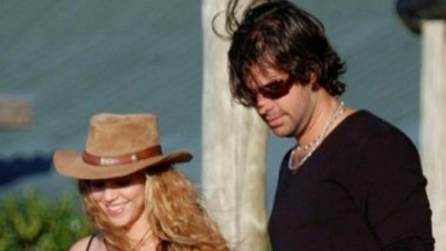 El ex de Shakira le reclama US$100 millones por encumbrarla a la fama