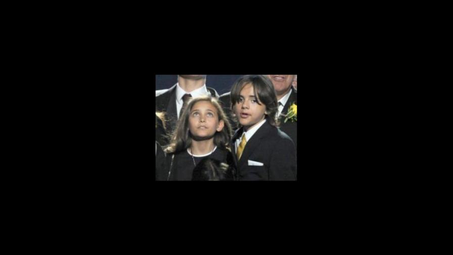 Hijos de Michael Jackson inmortalizarán a su padre en cemento en Hollywood