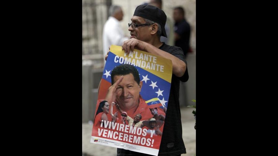 Chávez está en buen estado para terapia contra cáncer
