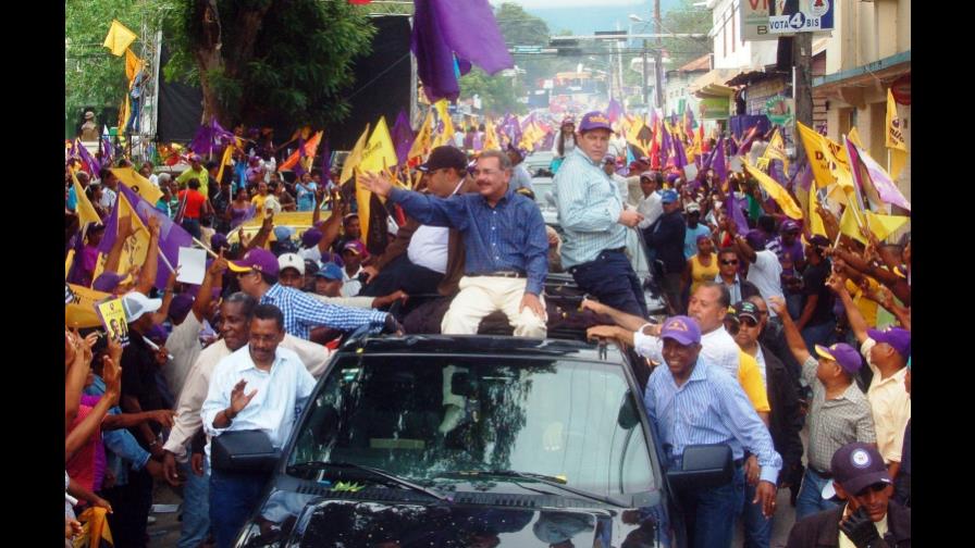 Danilo rechaza burla a los beneficiarios de la tarjeta Solidaridad