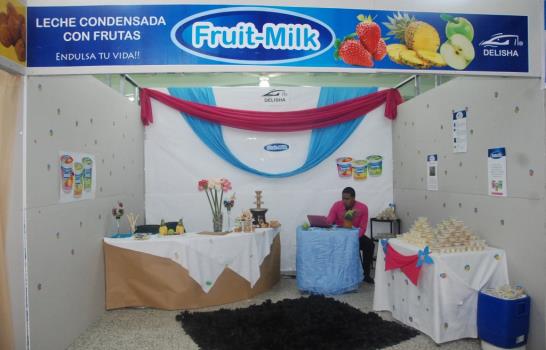 Feria de jóvenes emprendedores en el Politécnico Víctor Estrella Liz