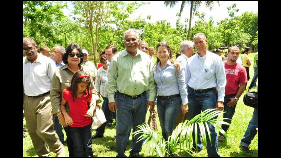 Celebran el Día del Árbol con una jornada de reforestación