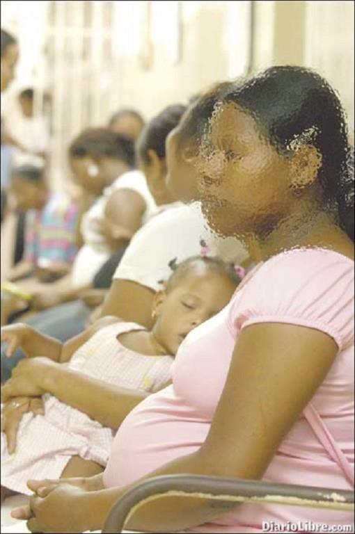 Uno de cada cuatro niños en América Latina nace de madre adolescente o joven