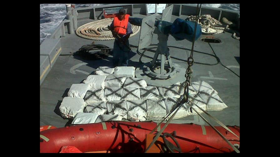 Autoridades se incautan de 1,500 kilos de cocaína en costas dominicanas