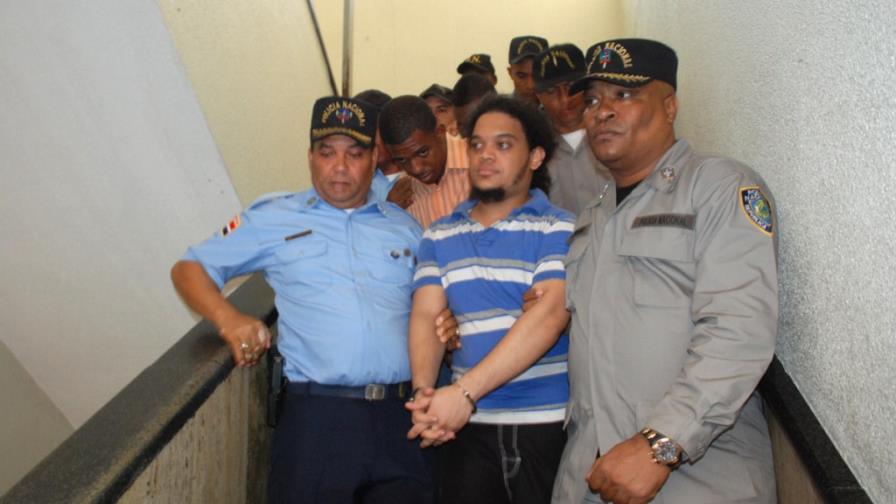 Un año prisión preventiva a acusados de matar joven Hernández