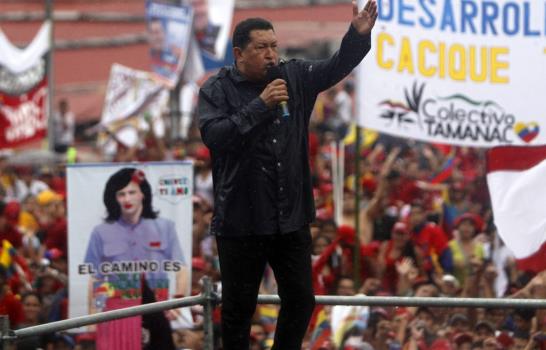 Chávez cierra campaña bajo la lluvia y con la promesa de no fallar