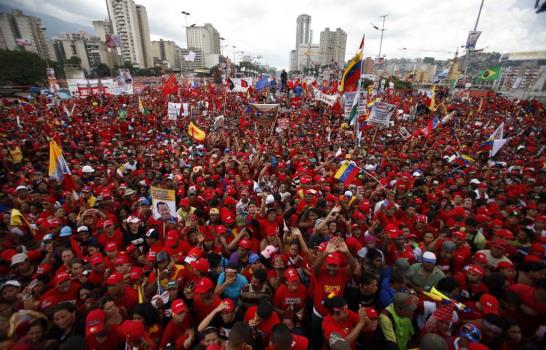 Chávez cierra campaña bajo la lluvia y con la promesa de no fallar